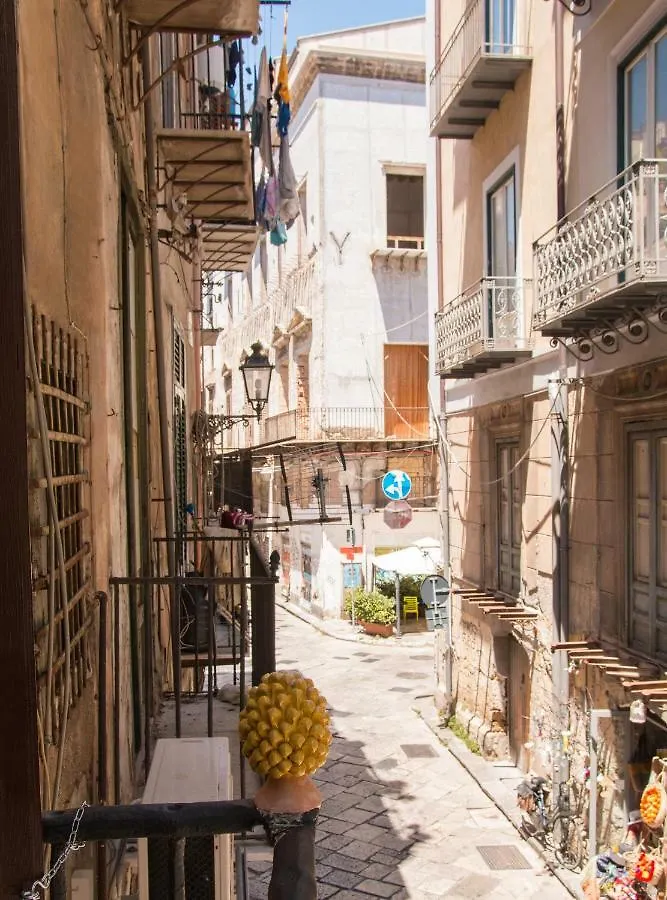 Ai Mori Apartment Palermo 0*,